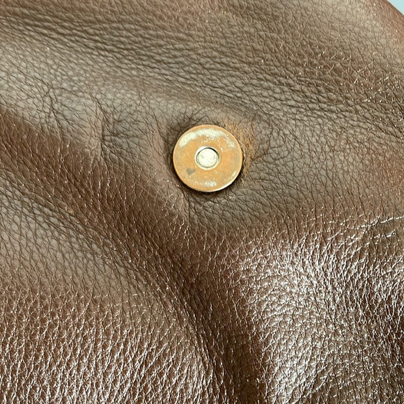 Danier leather Crossbody bag - Picture 5 of 8